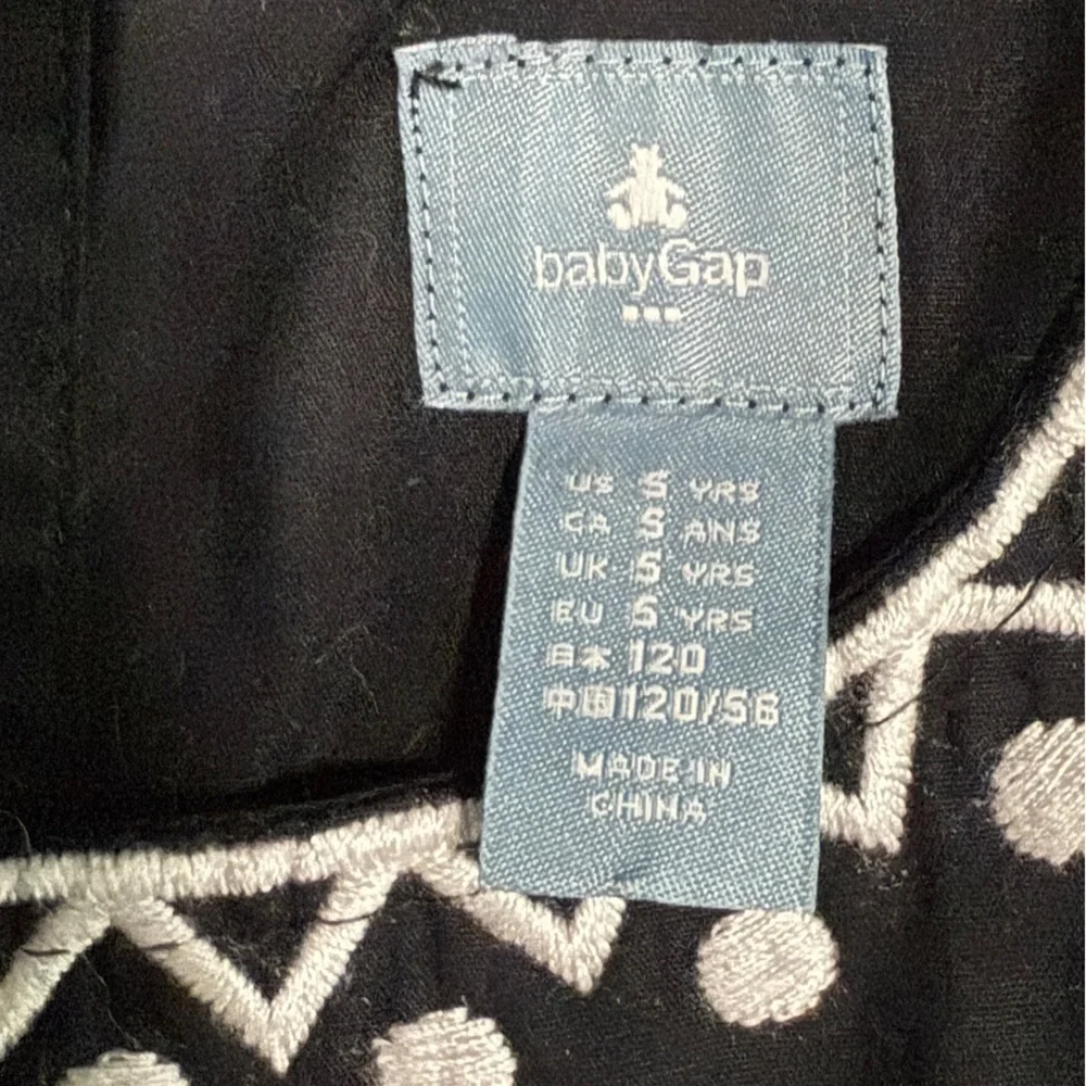 Baby Gap 5 years black with white embroidery dress